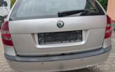 Skoda Octavia 2 generation Combi wagon 5-doors