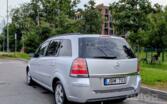 Opel Zafira B Minivan 5-doors