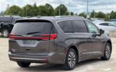 Chrysler Pacifica 2 generation Minivan