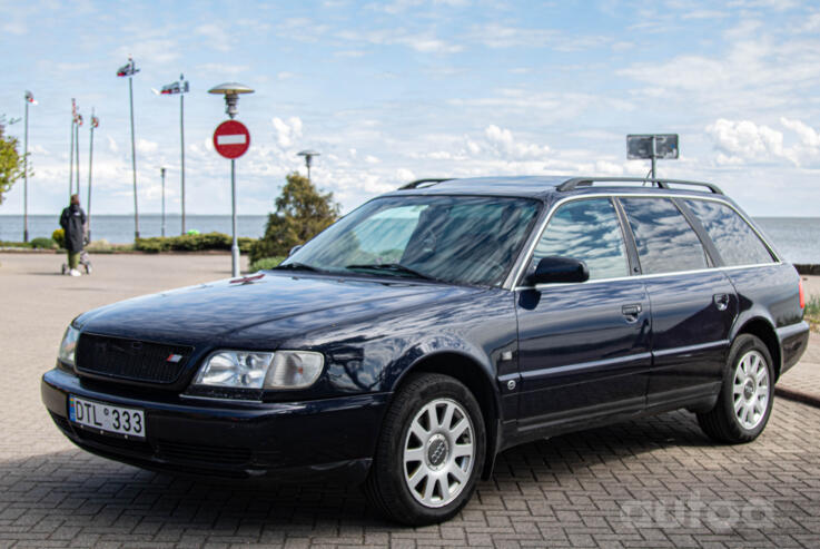 Audi A6 A4/C4 wagon