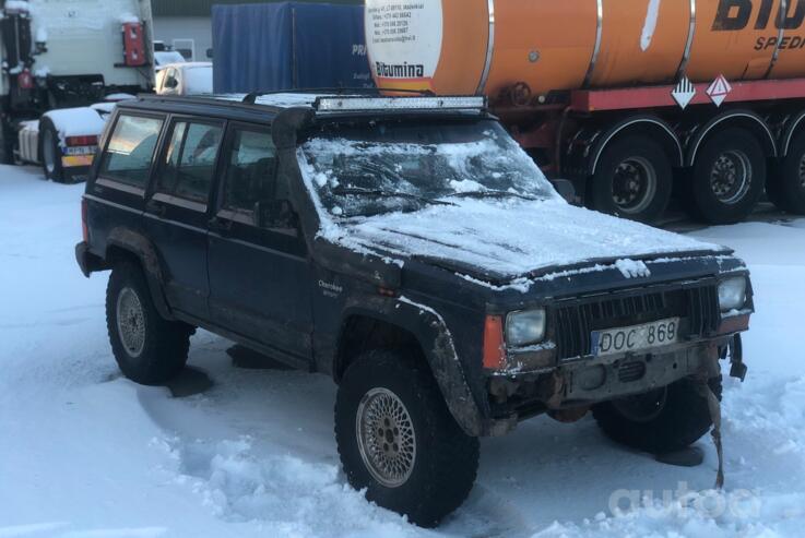 Jeep Cherokee 2 generation (XJ) [restyling]