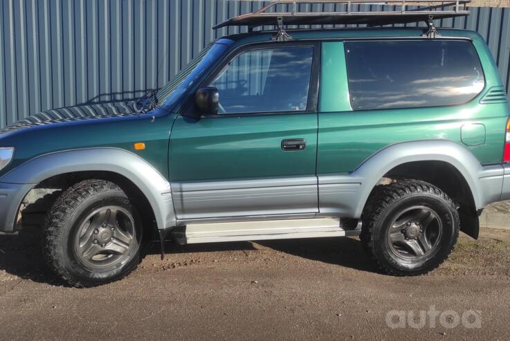Toyota Land Cruiser J80 SUV 5-doors