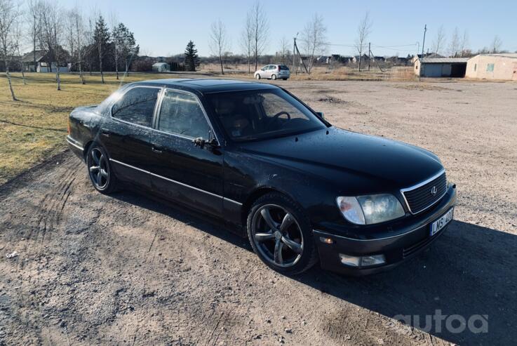 Lexus LS 2 generation Sedan