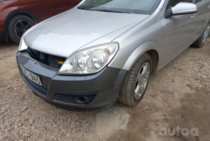 Opel Astra H [restyling]