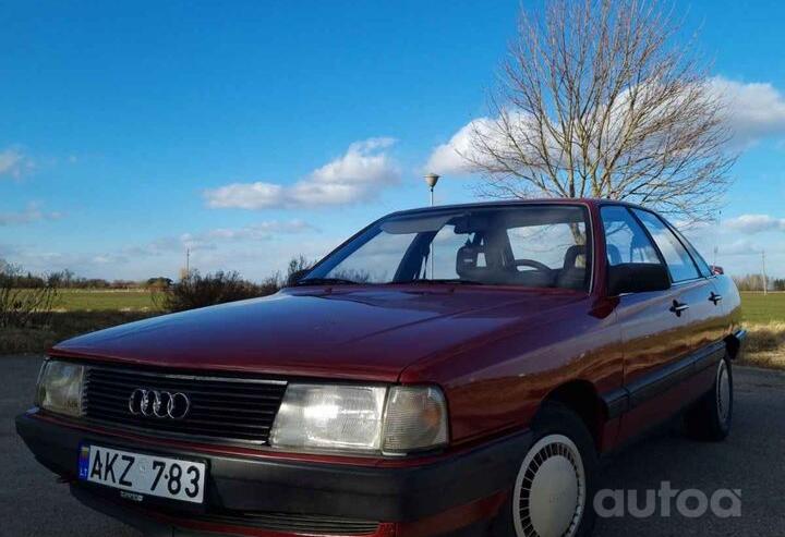 Audi 100 S3 Sedan