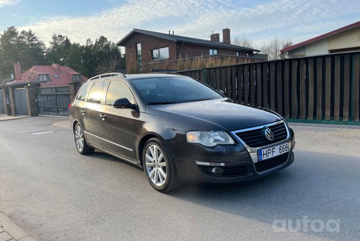 Volkswagen Passat B6 wagon 5-doors
