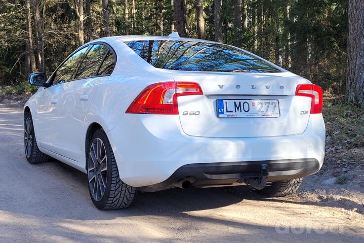 Volvo S60 2 generation Sedan