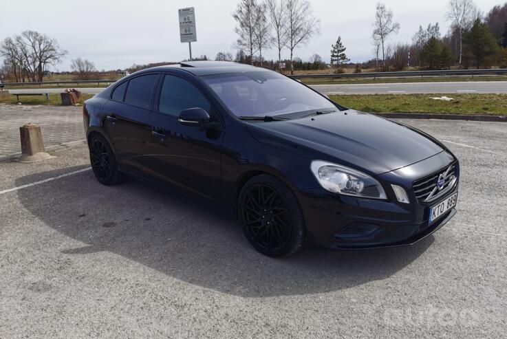 Volvo S60 2 generation Sedan