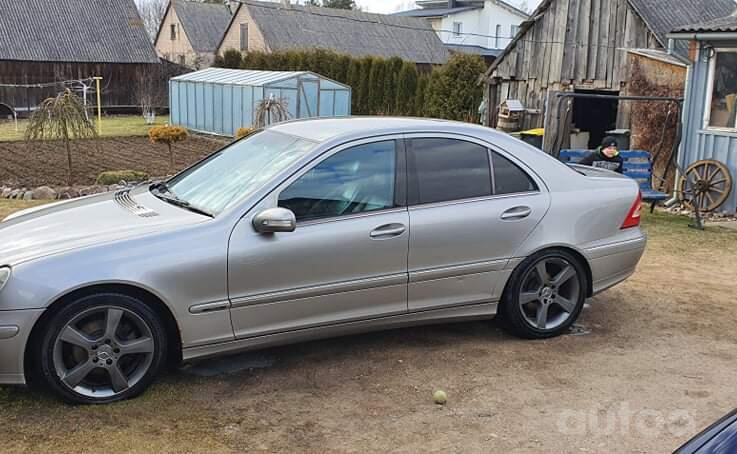 Mercedes-Benz C-Class W203/S203/CL203 Sedan 4-doors