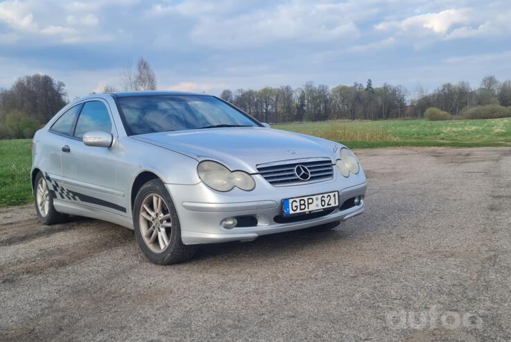 Mercedes-Benz C-Class W203/S203/CL203 Coupe 3-doors