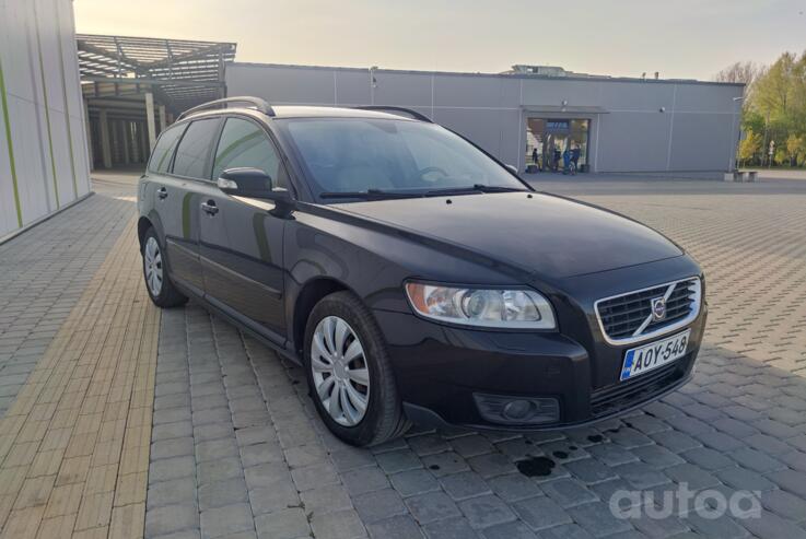 Volvo V50 1 generation [restyling]