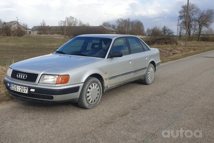 Audi 100 4A/C4 Sedan