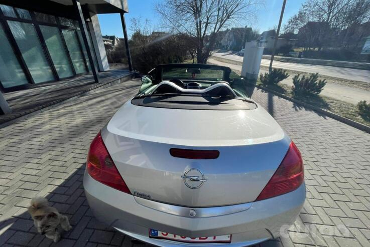Opel Tigra 2 generation Twin Top cabriolet