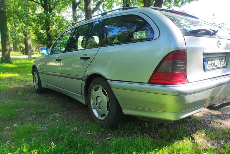 Mercedes-Benz C-Class W202/S202 wagon