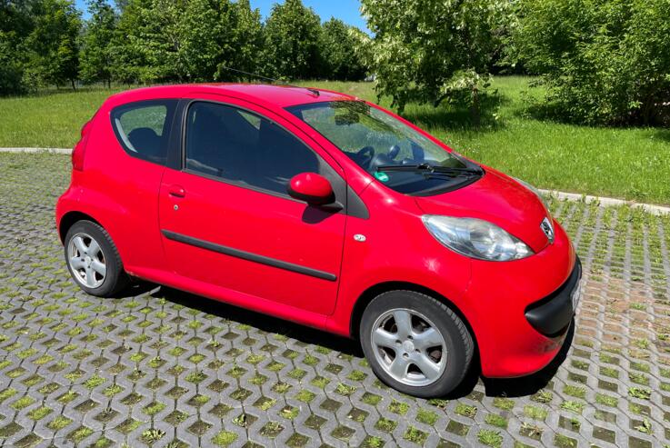 Peugeot 107 1 generation Hatchback 3-doors