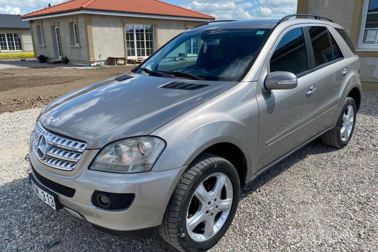 Mercedes-Benz M-Class W164 Crossover 5-doors