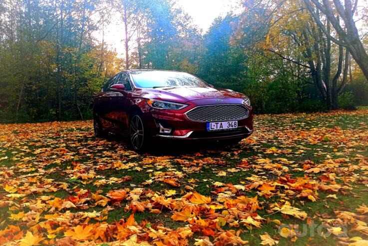 Ford Mondeo 5 generation Sedan