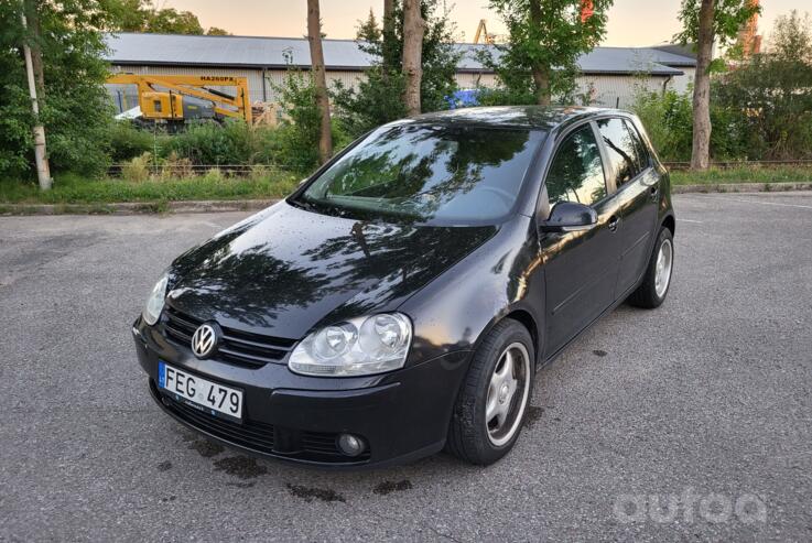 Volkswagen Golf 5 generation Hatchback 5-doors