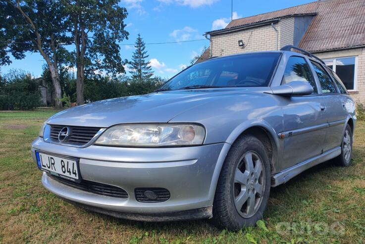 Opel Vectra B [restyling] wagon 5-doors