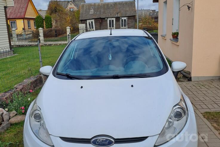 Ford Fiesta 6 generation Hatchback 5-doors