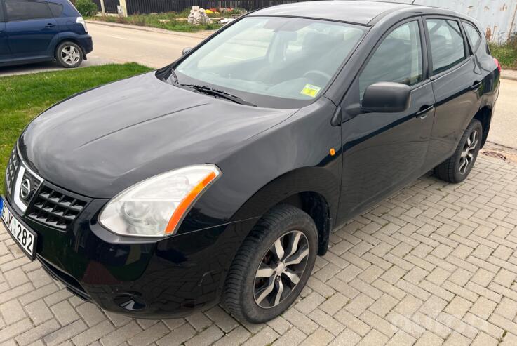 Nissan Rogue 1 generation Crossover