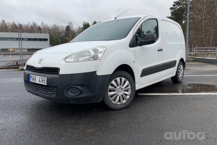 Peugeot Partner 2 generation Tepee minivan