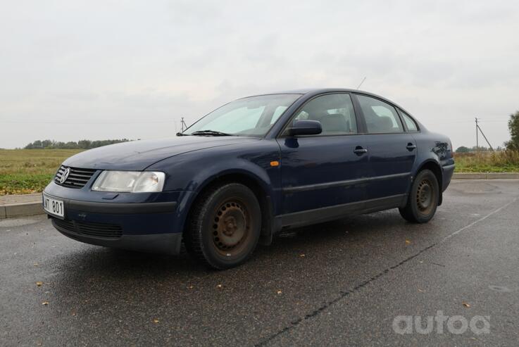 Volkswagen Passat B5 Sedan 4-doors