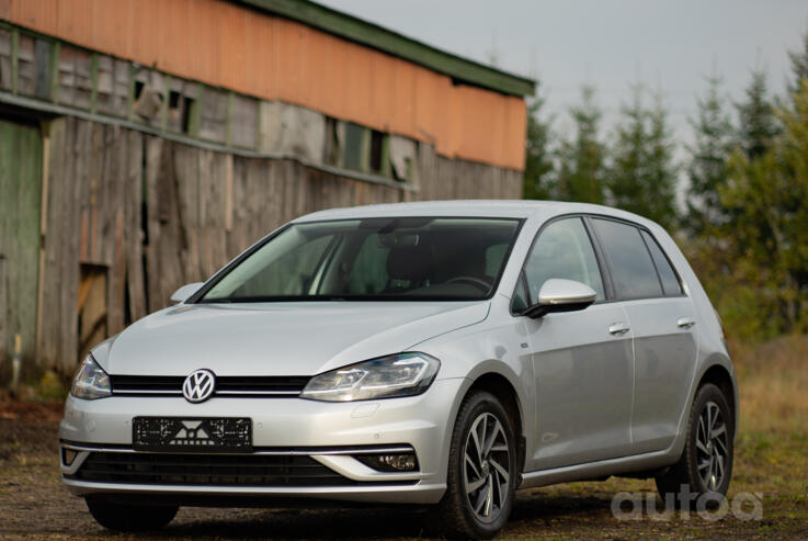 Volkswagen Golf 7 generation Hatchback 5-doors