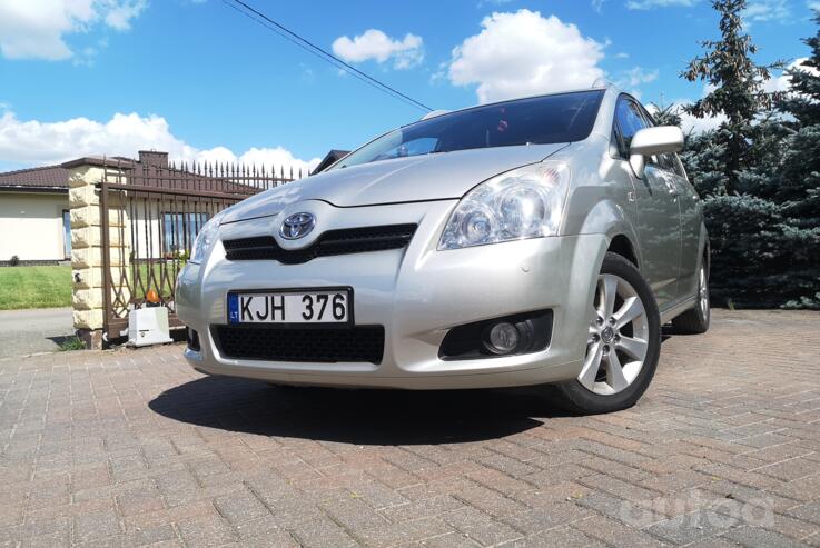 Toyota Corolla Verso 1 generation [restyling] -2 generation