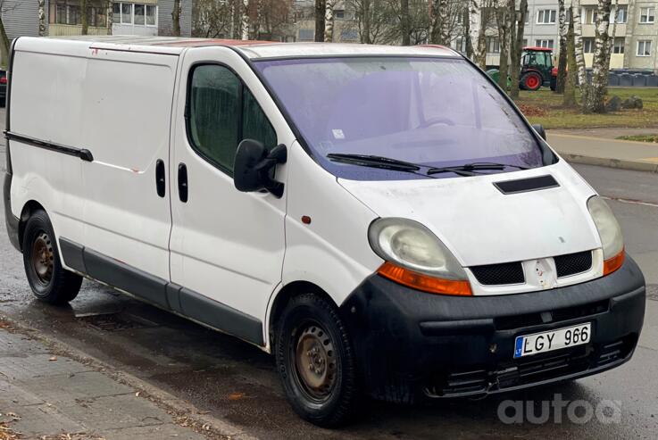 Renault Trafic 2 generation Minivan