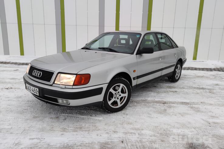 Audi 100 4A/C4 Sedan