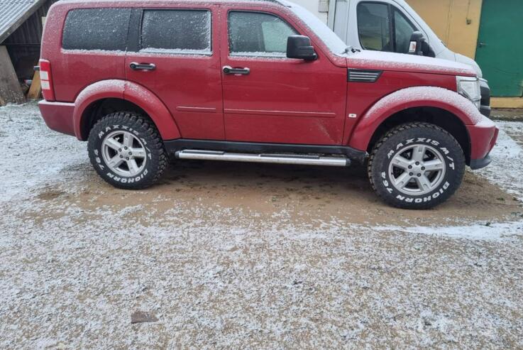 Dodge Nitro 1 generation SUV
