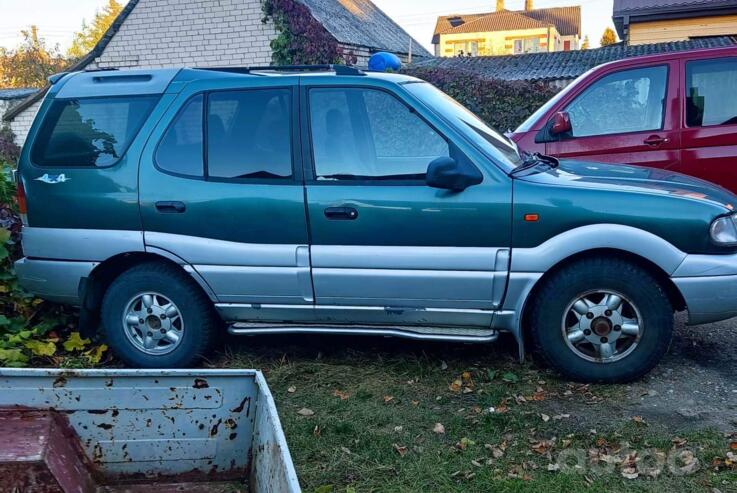 Tata Safari 1 generation SUV
