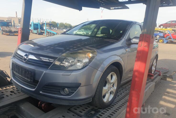 Opel Astra H Hatchback