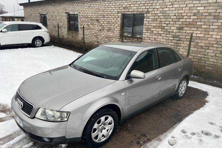 Audi A4 B6 Sedan