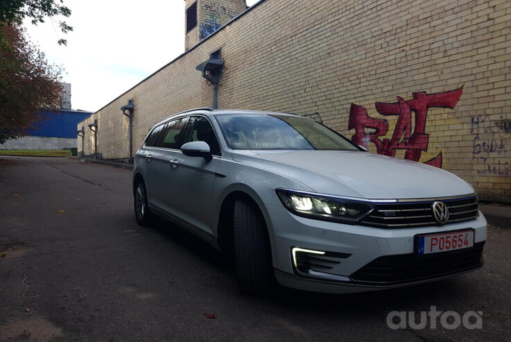 Volkswagen Passat B8 Variant wagon 5-doors