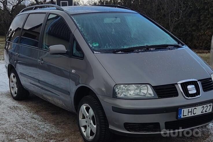 SEAT Alhambra 1 generation [restyling] Minivan