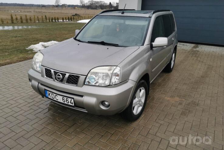 Nissan X-Trail T30 Crossover