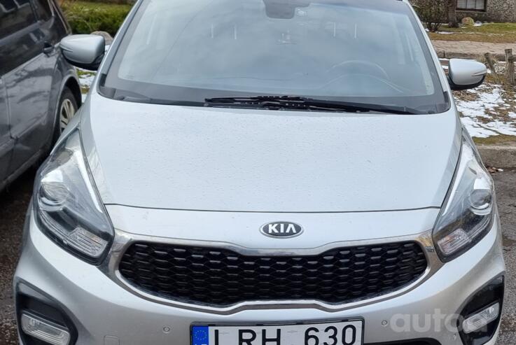 Kia Carens 3 generation (RP)
