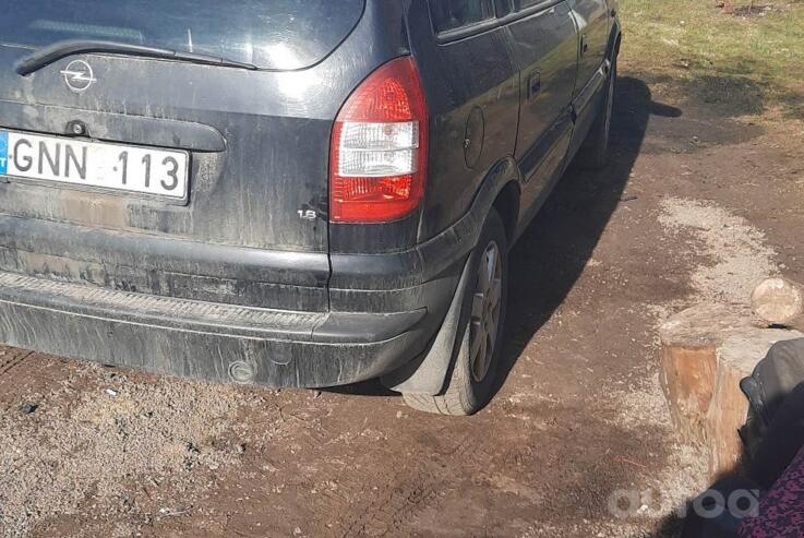 Opel Zafira A [restyling] Minivan 5-doors