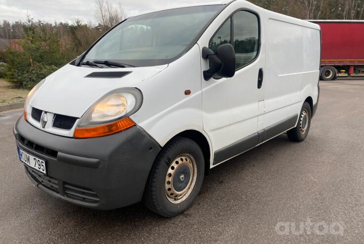 Renault Trafic 2 generation Minivan