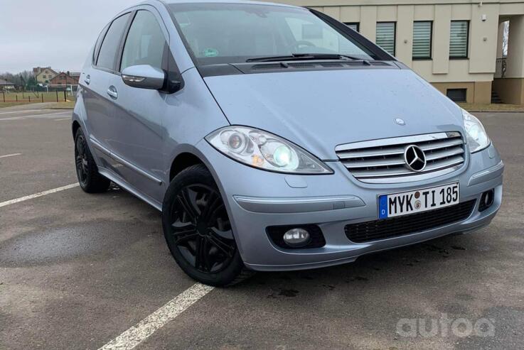 Mercedes-Benz A-Class W169 Hatchback 5-doors