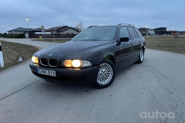 BMW 5 Series E39 Touring wagon