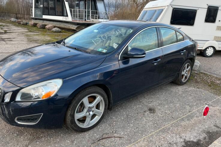 Volvo S60 2 generation Sedan
