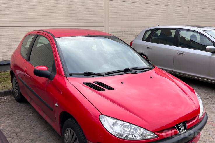 Peugeot 206 1 generation [restyling] Hatchback 3-doors