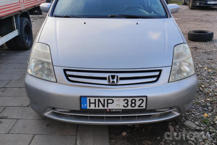 Honda Stream 1 generation Minivan