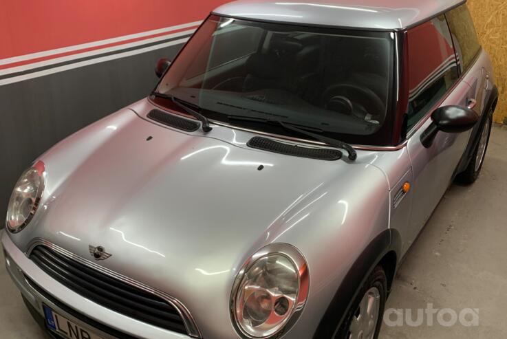 Mini One R50 Hatchback