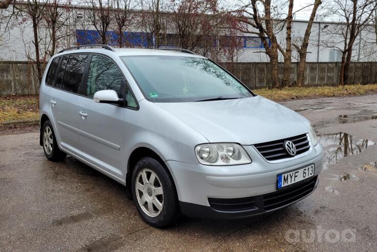 Volkswagen Touran 1 generation Minivan