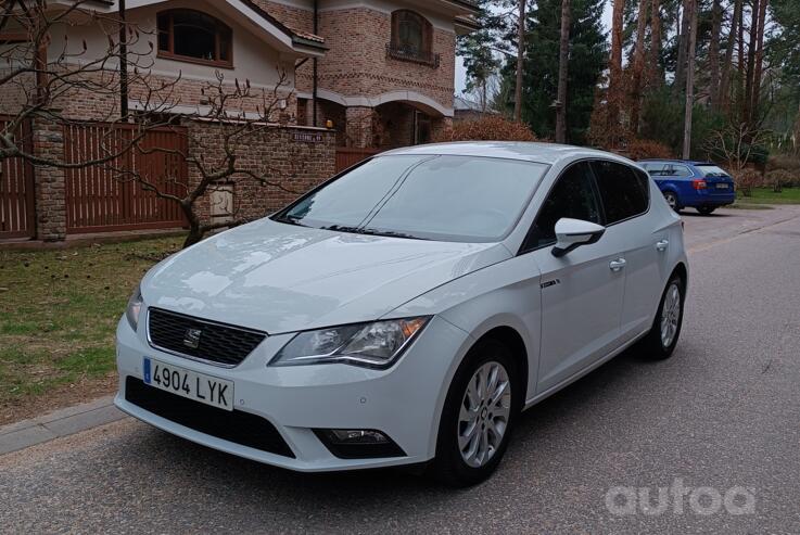 SEAT Leon 3 generation FR hatchback 5-doors