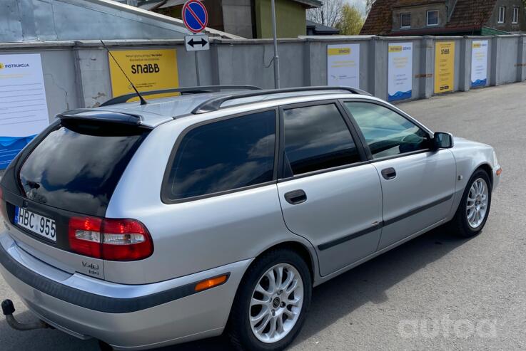 Volvo V40 1 generation [2th restyling] wagon